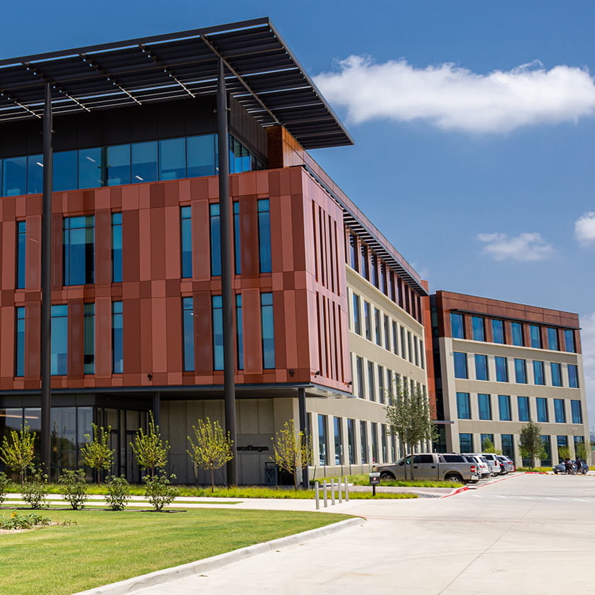 Front view of AmerisourceBergen building in Carrollton, TX